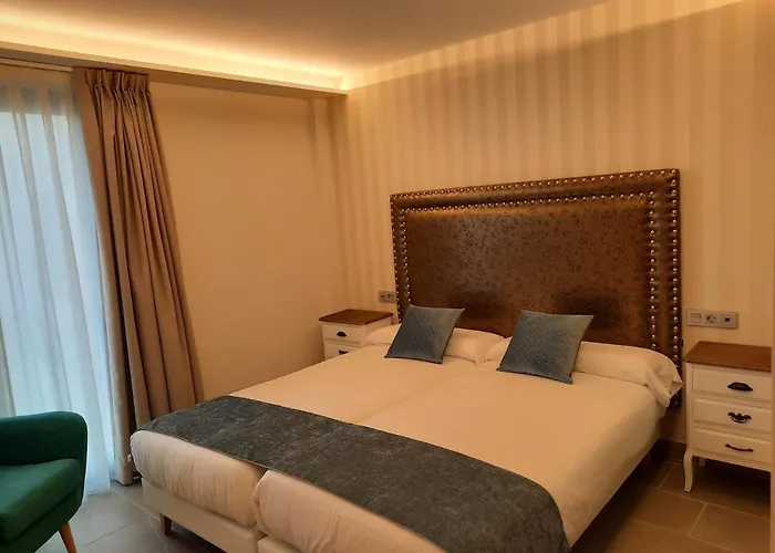 Solpor Do Coido 酒店 *